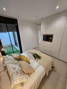 Luxury Seaside Retreat in San Pedro - 圣佩德罗-德尔皮纳塔尔