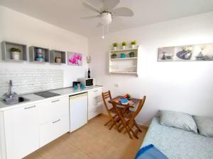 RenTenerife Medano Holiday Relax