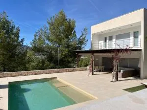 Villa Aldora. Villa con piscina en Moratalla - Moratalla