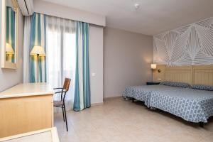 Urb Jardines de Isla Canela tercera planta by Sit Isla Canela