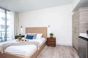 Hollywood Bliss Studio Rooftop Pool