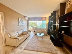 B038 Spacieux Appartement proche Croisette parking