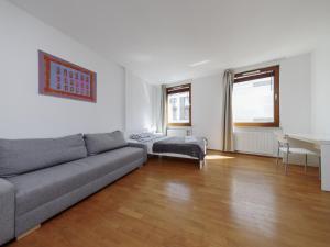 Apartment near the US embassy