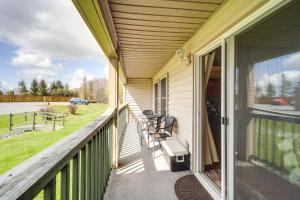 Furnished Deck and Resort Perks Beech Mtn Retreat!