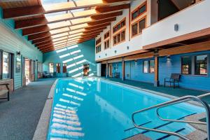 Mountain View Getaway by Great Western Lodging