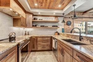 Mountainwood 106 by Great Western Lodging