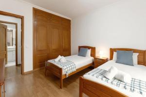 Casa das Grutas - Spacious villa with private parking