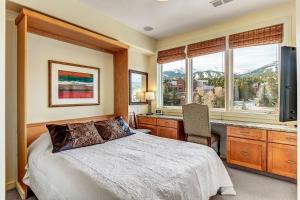 Park Avenue Lofts 303 by Great Western Lodging
