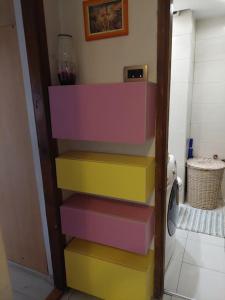 Modern 1-bedroom condo with free parking & fast WiFi