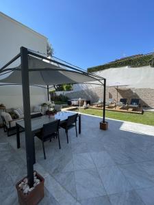 Villa Bianca a few steps by the sea with exclusive garden & jacuzzi