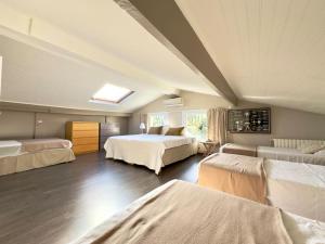 VillaSerenita Piscine chauffee Jacuzzi Petanque Ping pong Baby Foot : photos des chambres
