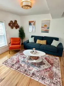 Boho Bliss - 1Br, 1Bath w/Patio! - Чикаго