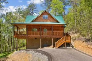 Baby Bear Den - Rocky Grove