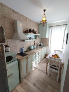 Antique Garden Studio