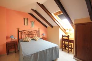 Double or Twin Room room in Hostal Niza