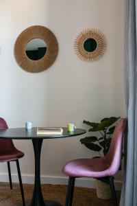 The Palm Flats Tropical Paradise 300m from Sea