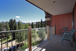 Sawmill Creek Condo 304 by Great Western Lodging