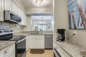 Walk to Beach Bright Hilton Head Island Villa!