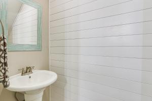 Walk to Beach Bright Hilton Head Island Villa!