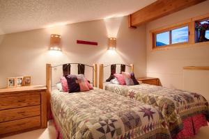 Sawmill Creek Condo 309 by Great Western Lodging