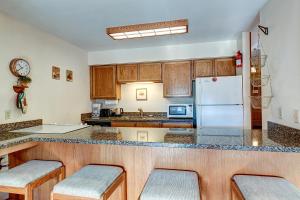 Sawmill Creek Condo 405 by Great Western Lodging