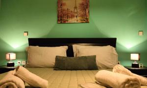 Spata sunrise house
