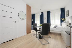 Sarmacka 25 studio 1 close to Medicover and Paley