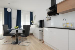 Sarmacka 25 studio 1 close to Medicover and Paley