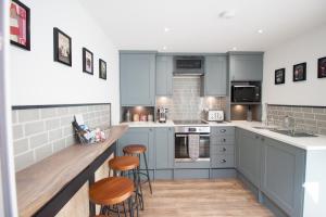 Poppyline Mews