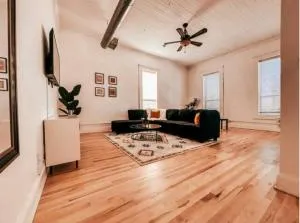 The Yellowrose - Ennis