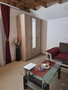 Apartmani Lena