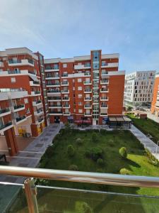 Tirana Apartament,Levis