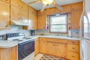 Walk to Restaurants Stockton Home with Game Room