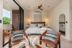 Amazing jungle condo Near beach town 200mb Pool