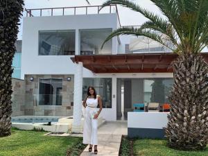 Casa entera con piscina y salida a la playa