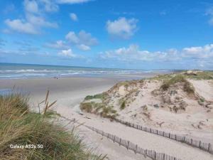 Appartements Charmant studio en bord de mer : photos des chambres