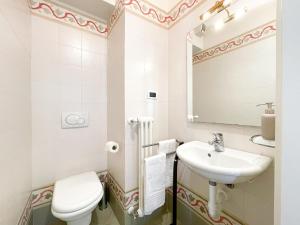 Villa Luminosa Laglio - Private Parking, Garden