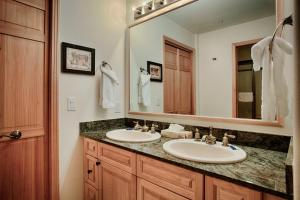 Corral 107S by Great Western Lodging