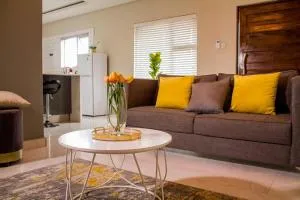 Ndlovu Villa Apartments - Gaphatshwe