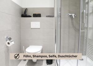 Modern Apartment - für Freunde & Familien, stadtnah, Parkplatz, E-Ladestation, Gitterbox für Fahrräder, Fitnessstudio, digitale Gästemappe mit Restaurant- und Unternehmenstipps