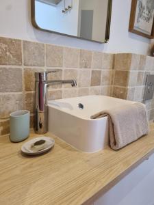 Appartements STUDIO TOUTE EQUIPE : photos des chambres