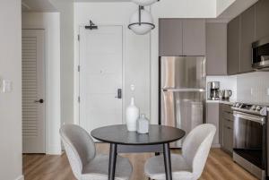 Inglewood 1br w sundeck clubhouse nr shopping LAX-1160