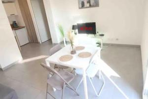 Appartements Logement Entier - Appartement T2 Confort - Toulouse - Balcon Amenage : photos des chambres