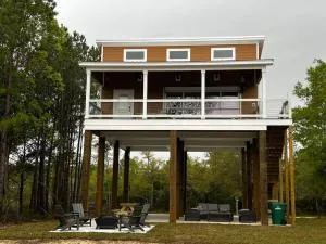 The Clermont at Clermont Bay - Lakeshore