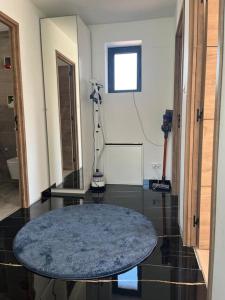 Maisons de vacances Maison paisible cadre agreable avec spa privatise : photos des chambres