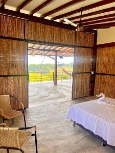 Finca en Doradal ( Hacienda Napoles y Rio Claro )