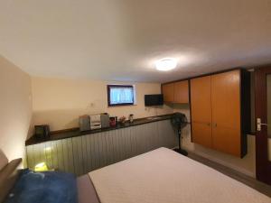 Apartments with parking space Opric, Opatija - 7728