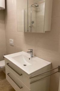 Apartments with a parking space Marina, Trogir - 14873