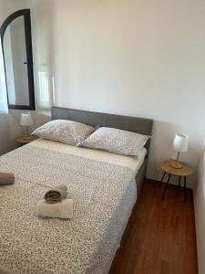 Apartments by the sea Slatine, Ciovo - 1128