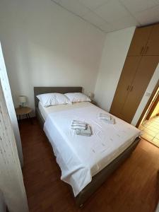 Apartments by the sea Slatine, Ciovo - 1128